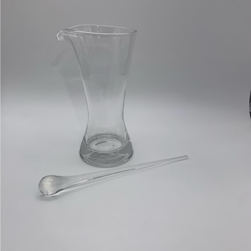 Hand Blown Vtg.Crystal Glass Martini Cocktail Juice Pitcher With Stirrer 24 Oz